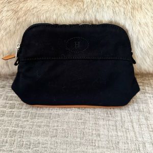 Brand new Hermes cosmetics case😍